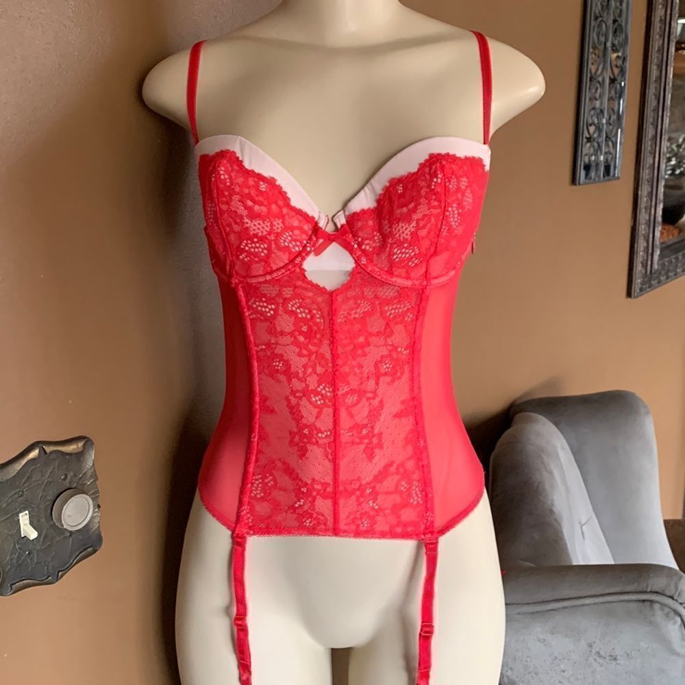 Victoria’s Secret Bra Babydoll Corset Garter Lingerie Teddy Intimates Red
